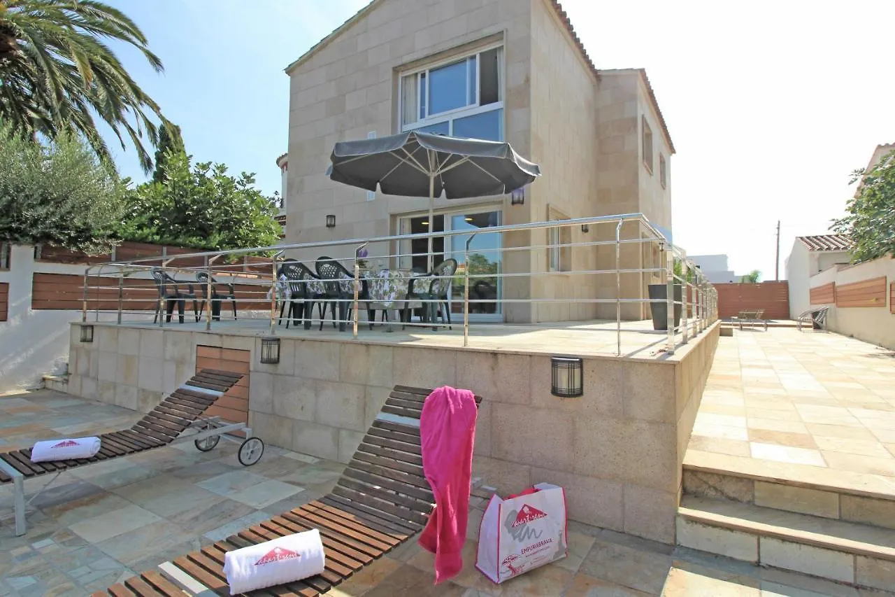 Apart-Rent Villa Ter 0031 Empuriabrava