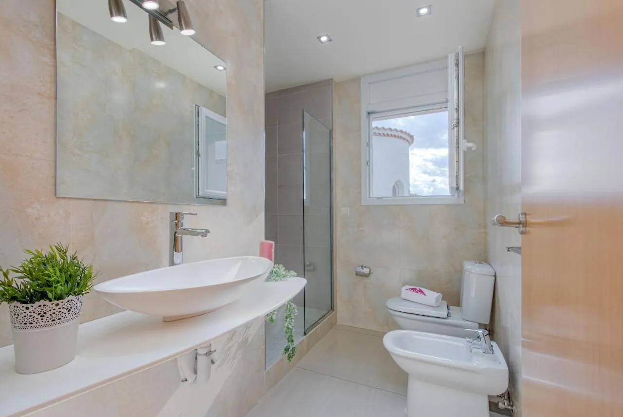 Apart-Rent Villa Ter 0031 Empuriabrava
