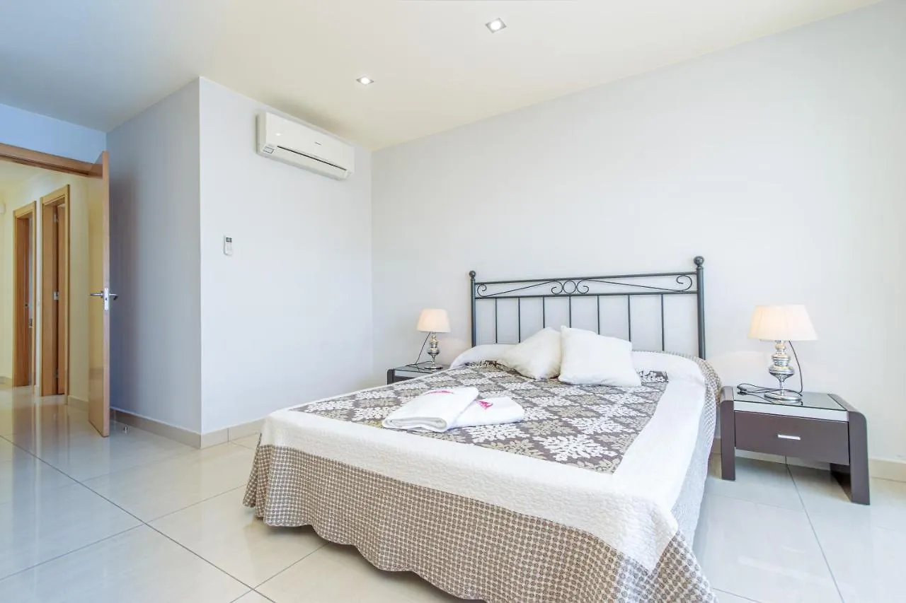 Apart-Rent Villa Ter 0031 Empuriabrava